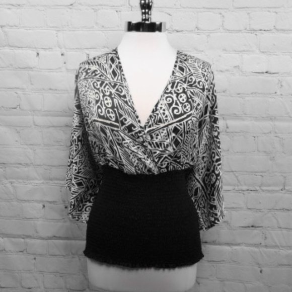 🆕 Dots Dolman Sleeve Blouse | Black/White - Picture 8 of 8